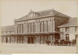[Saint-Etienne : gare de Châteaucreux ] | 